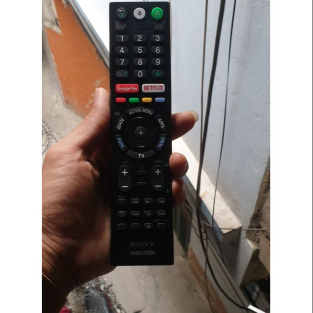 Điều khiển sony giong nói