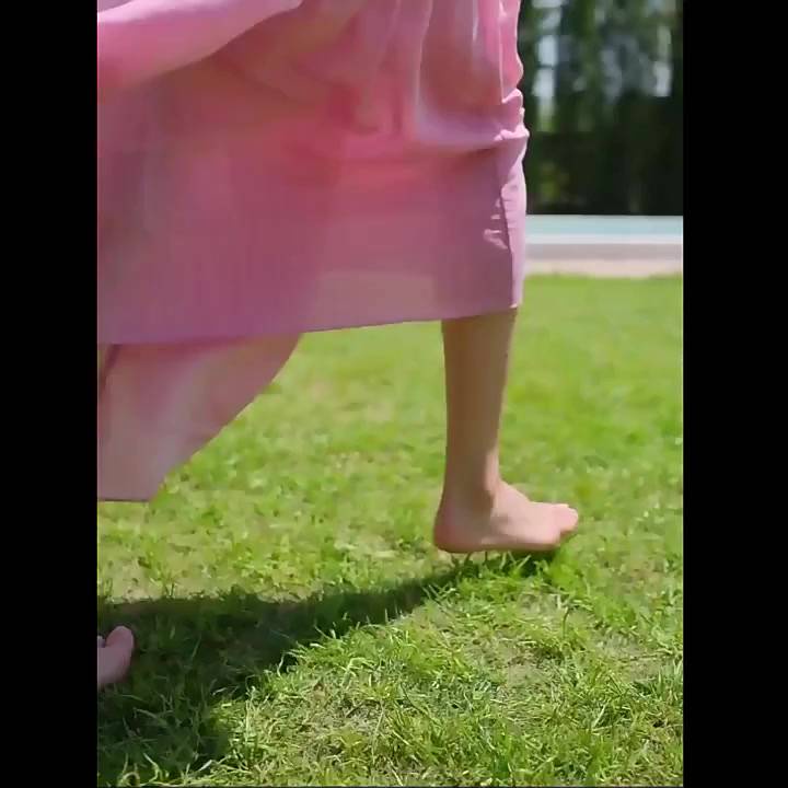 Váy Maxi LUHAZO đi biển nữ trễ vai đẹp dự tiệc dáng dài xòe hở lưng kiểu Hàn Quốc thiết kế sang chảnh DK5