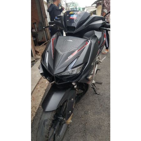 Cánh chắn gió WINNER X đen không đèn