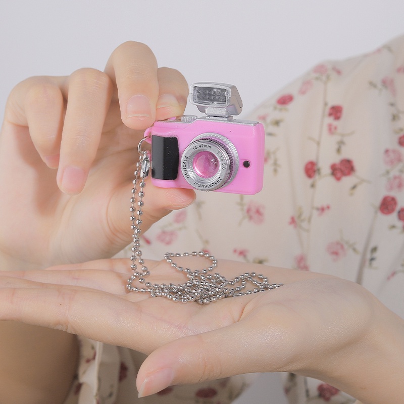 Vòng cổ Mặt Hình Máy Ảnh Mini 4 Kiểu Phát Sáng Dễ Thương Vui Nhộn Thích Hợp Làm Quà Tặng Cho Bạn
