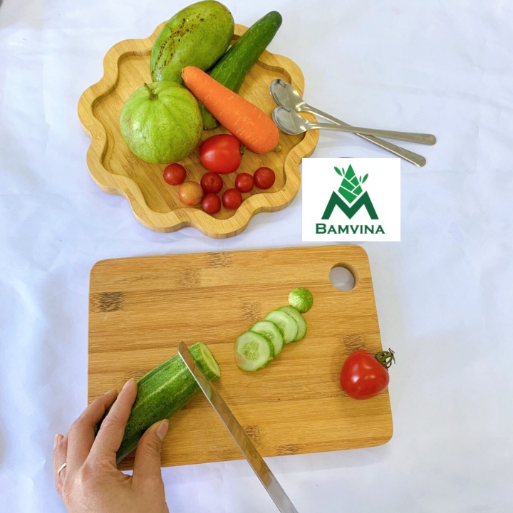 Thớt tre ép khoét góc , thớt chế biến ăn dặm an toàn cho bé - không tạo mùn, không ẩm mốc BAMVINA kích thước 26x18cm)