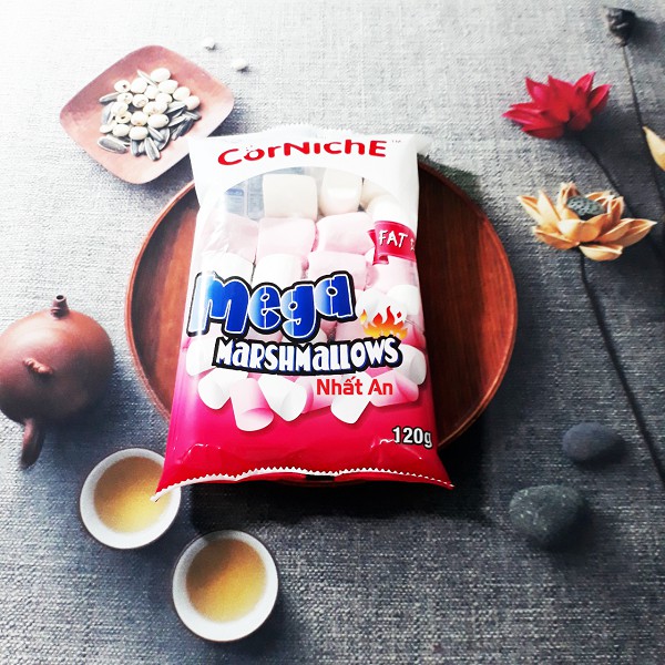 Kẹo marshmallow trắng và hồng