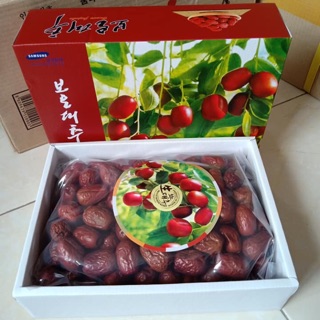 Táo đỏ hàn quốc -long nhãn hưng yên