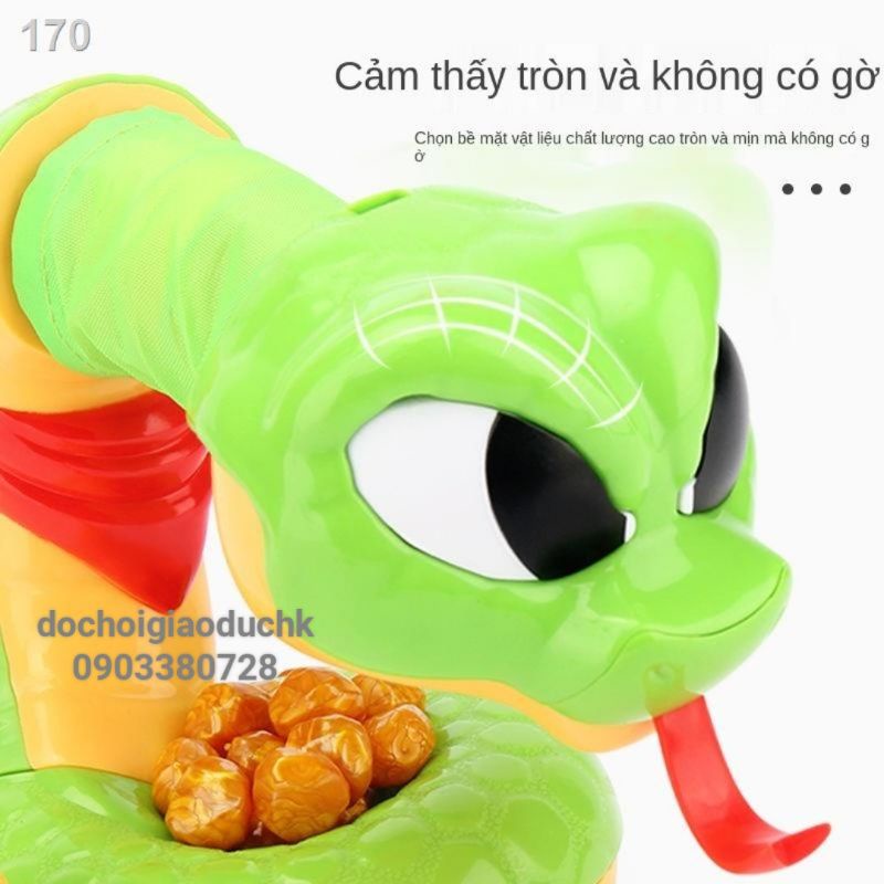 Đồ chơi rắn canh vàng có bộ phận cảm ứng nhiệt hồi gay cấn