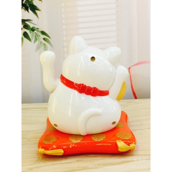 Đủ 3 size Mèo thần tài vẫy tay sử dụng năng lượng mặt trời