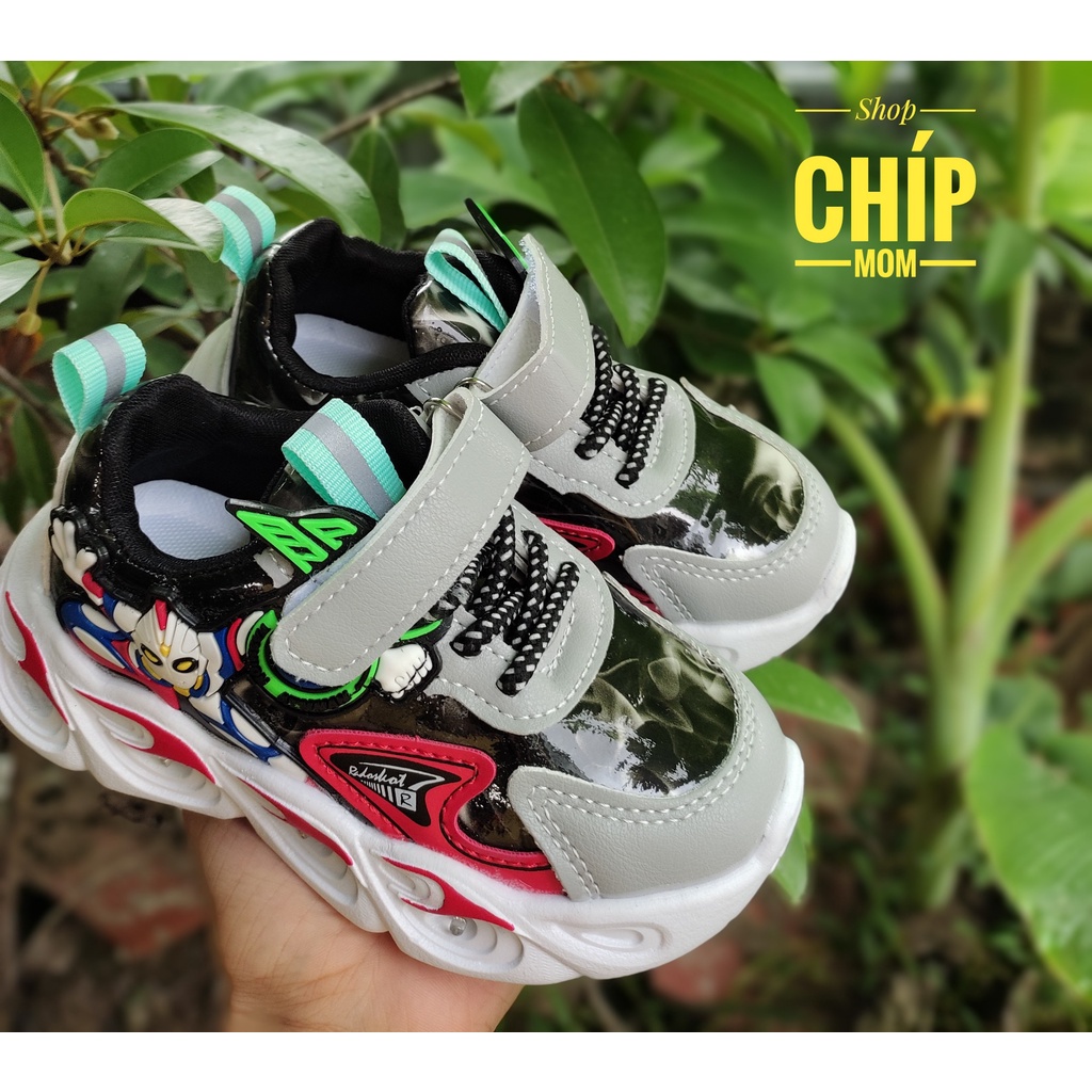 giày thể thao bé trai siêu nhân da bóng mềm có quai dán tùy chỉnh đèn led ngoài nhấp nháy  siêu nhẹ QCCC full hộp A58