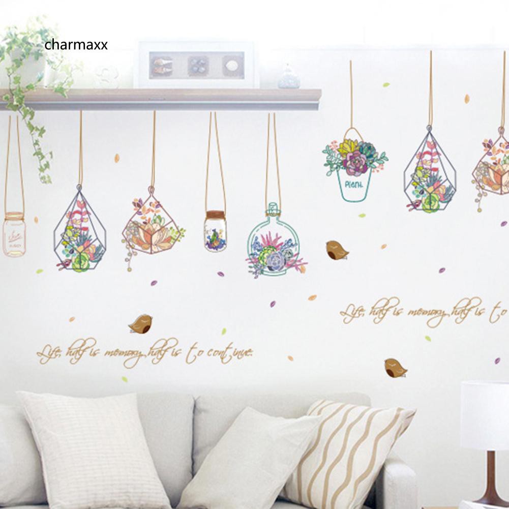 Giấy dán tường hình lọ hoa treo nhiều màu dễ thương | BigBuy360 - bigbuy360.vn