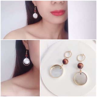 Bông tai hạt gỗ thổ cẩm xà cừ