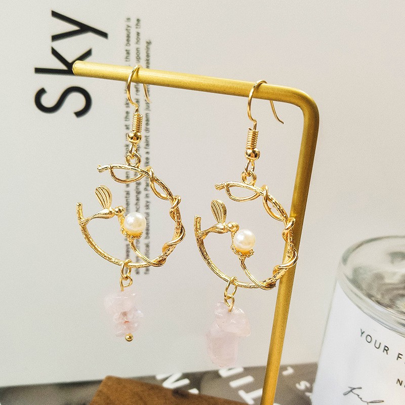 Cute Vintage Simulated Pearl Magpie Bird Animal Tree Branch Circle Irregular Natural Stone Drop Earrings Women Jewelry