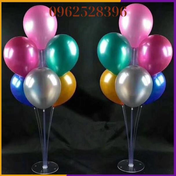 [Mẫu Mới 2020] Set bóng trang trí sinh nhật tông vàng đen như ảnh kèm 2 trụ xòe mica dựng bóng 2 bên