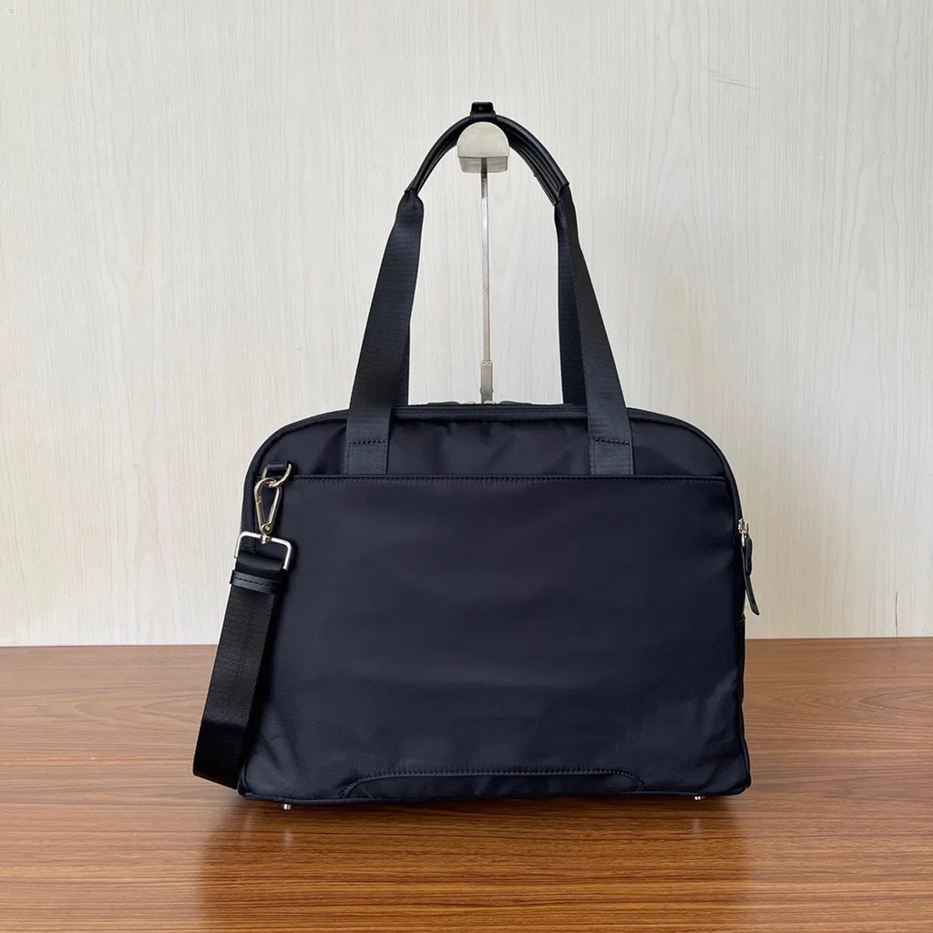 Tumi 4934767 Vista series Túi Xách Đeo Vai Một Dây Đa Chức Năng Và Được Thiết Kế Cho Nữ