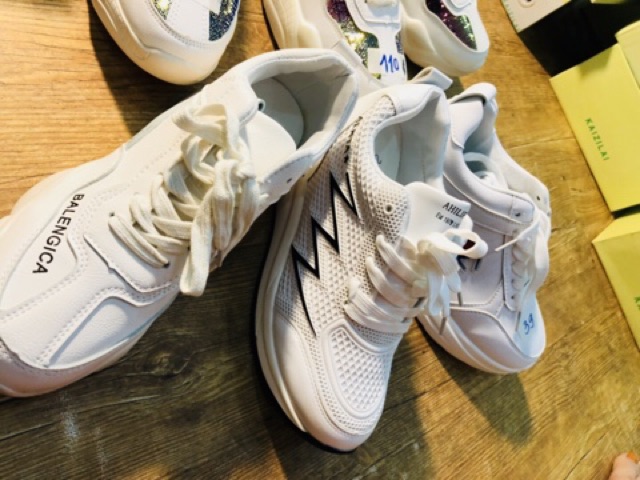 Giầy thể thao nữ Sale off