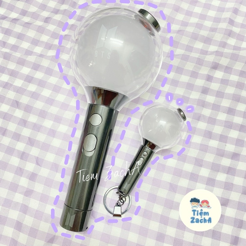 HYBE BTS OFFICIAL LIGHT STICK KEYRING SE MÓC KHÓA ĐÈN CỔ VŨ BTS BẢN SE