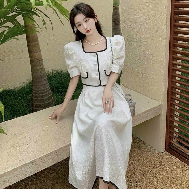 Set gấm trắng viền đen