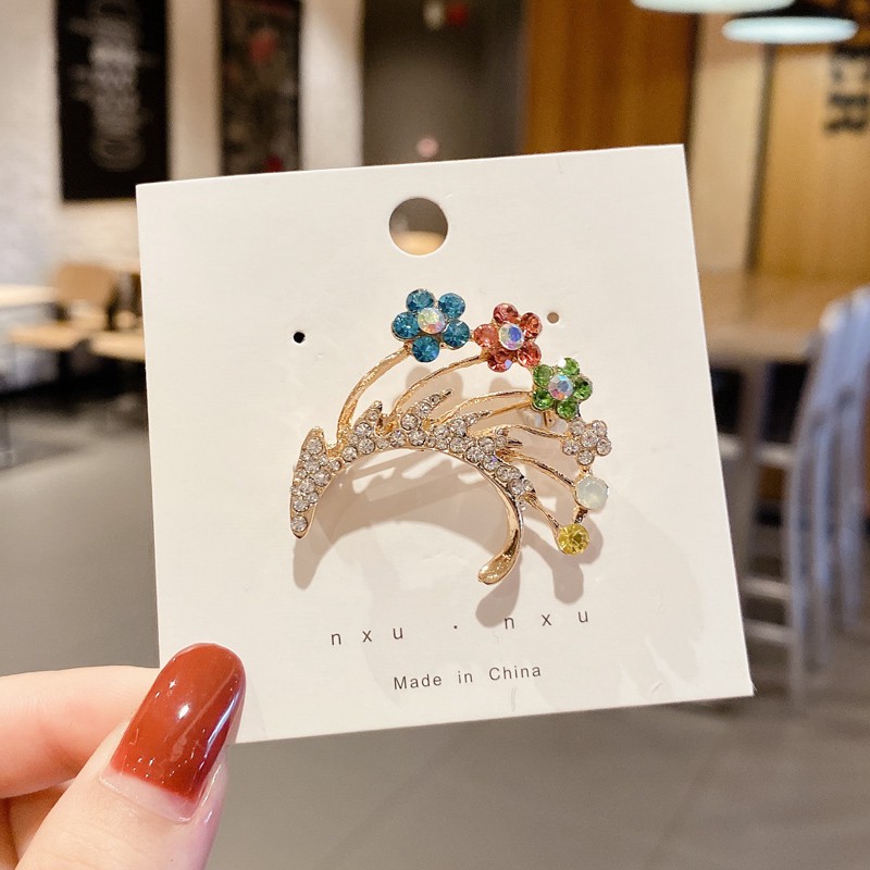 Ghim cài áo phối hình độc đáo phong cách Hàn Quốc dành cho nữ