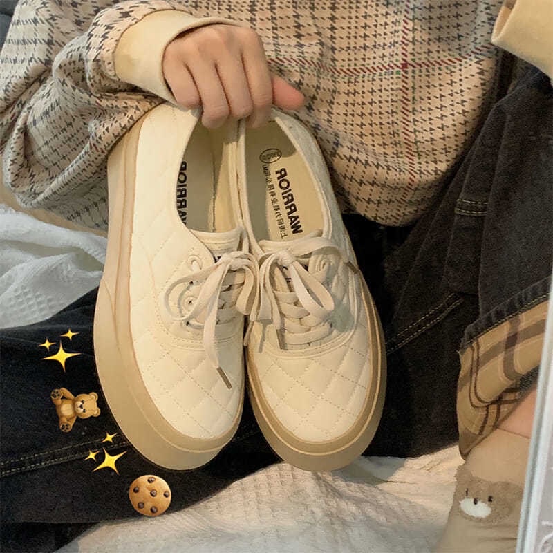 Giày bánh mì đế nâu thêu ulzzang