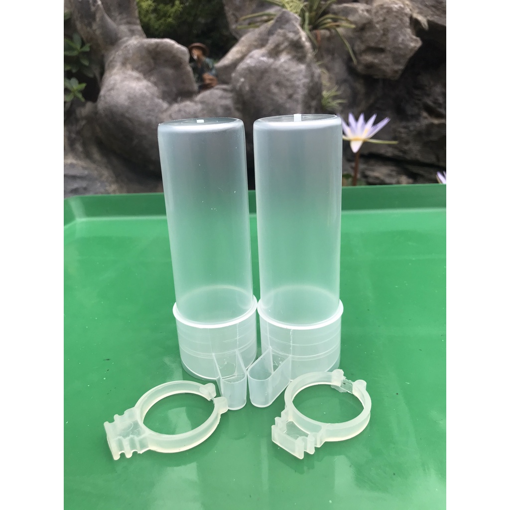 cóng khuyên,cóng uống nc cho khuyên . Cóng CHim khuyên nhựa bền đẹp giá rẻ kích thước 13x4 cm
