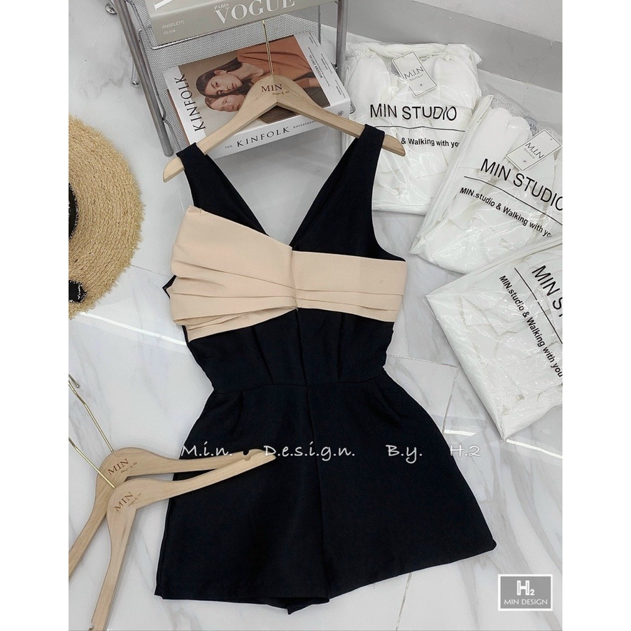 Jumpsuit đùi nữ cổ V phối nơ siêu xinh đa màu sắc (Đen, Đỏ, Vàng) thích hợp cho nàng đi chơi, dự tiệc