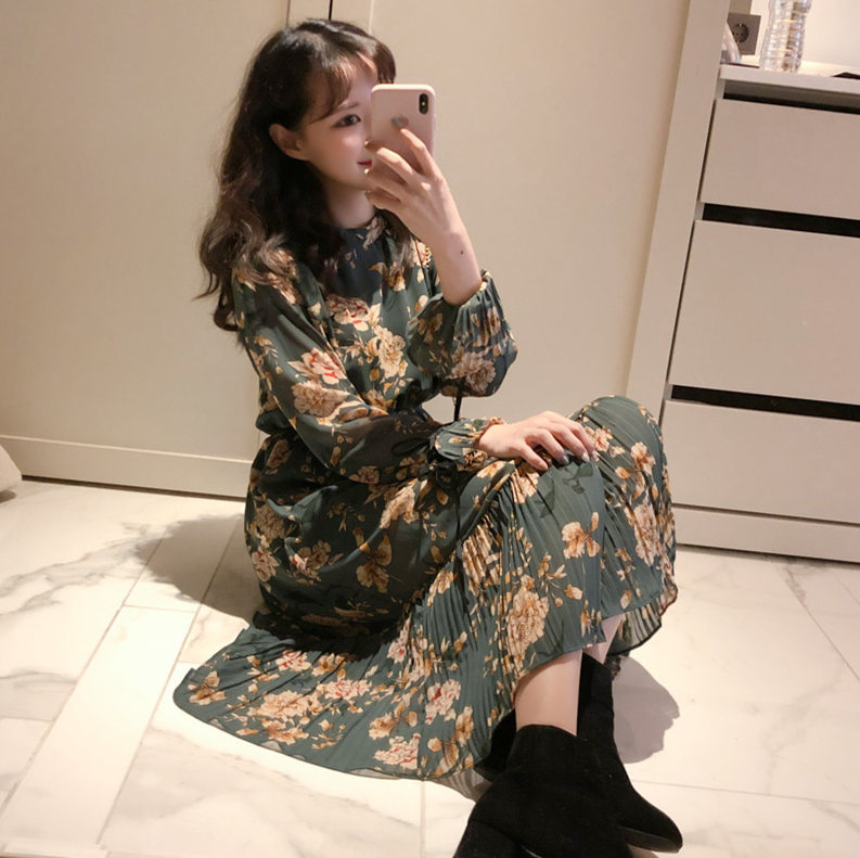 Đầm Midi Tay Loe Cổ Tròn In Họa Tiết Hoa Phong Cách Vintage 27619