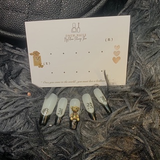 Nail box cá tính