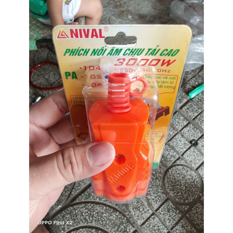 Phích cắm âm chịu tải cao 3000W - hiệu Nival