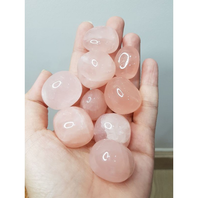 Thach anh hồng tự nhiên dùng trong thanh tẩy bài Tarot, thiền định