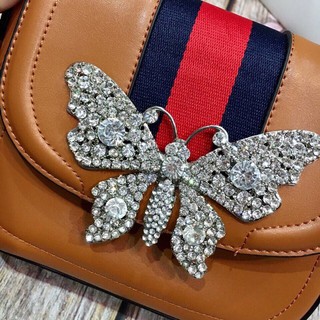 Gucci khóa bướm