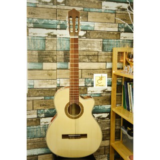 GUITAR CLASSIC GỖ HỒNG ĐÀO (TẶNG BAO DA + PICK GẨY + MIẾNG DÁN CHỐNG XƯỚC ĐÀN)
