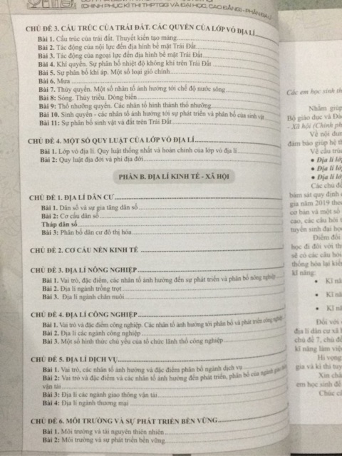 Sách - Bứt phá Điểm thi môn Khoa học xã hội chinh phục kì thi THPT Quốc gia và đại học, cao đẳng Phần: Địa lí