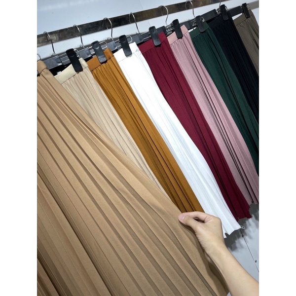 CHÂN VÁY XẾP LY KHÔNG BÓNG CẠP ĐẸP MS10692