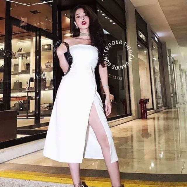 Đầm body xẻ cúp ngực