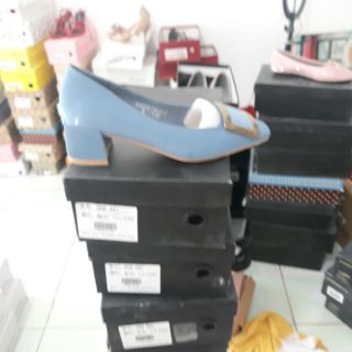 Giày cao gót nữ Cao cấp Quảng Châu