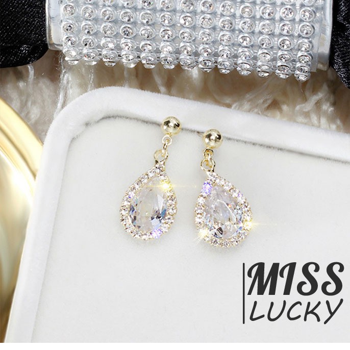 Khuyên tai nữ kiểu dáng thời trang phong cách Hàn Quốc