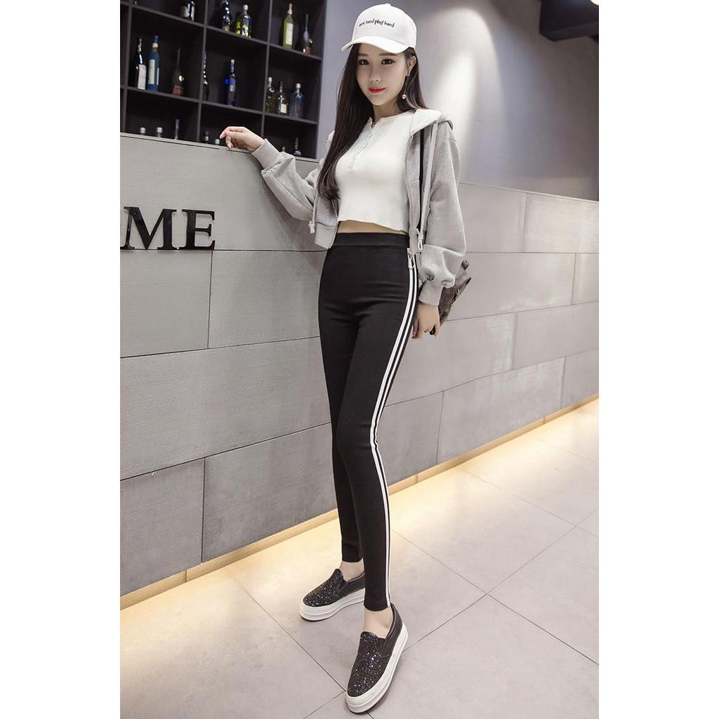 Quần Legging Thể Thao Màu Đen Sọc Trắng Thời Trang Cho Nữ