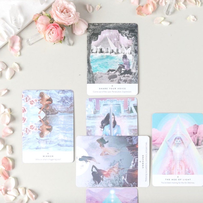 Bộ bài oracle Work Your Light - Tác giả Rebecca Campbell - Order trực tiếp Hay House @gocdoquyen