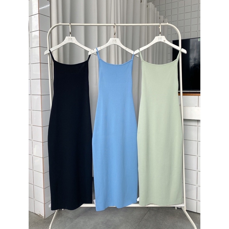 Đầm hai dây dệt kim