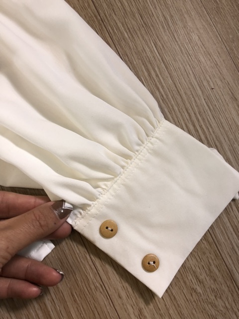 ÁO VẠT CHÉO THẮT EO VNXK