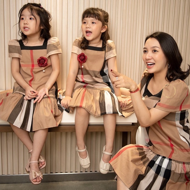 Váy babydoll bé gái 137KIDS thiết kế cổ vuông BBR chất cotton thoáng mát