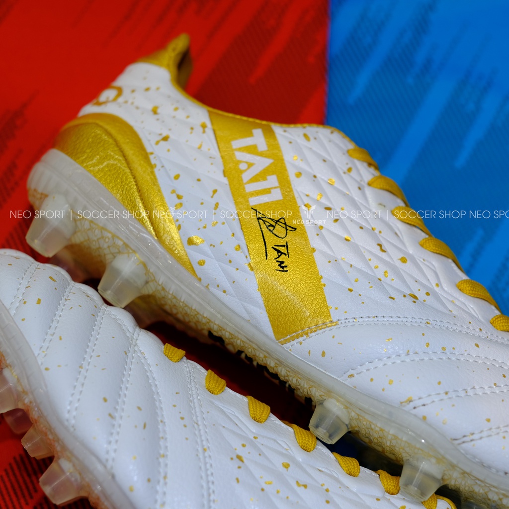 Giày Đá Banh Chính Hãng KAMITO TA11 Trắng AG