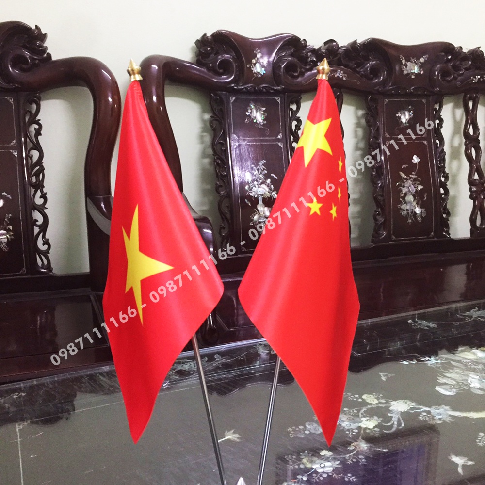 Cờ Để Bàn Đế Inox Loại cắm 2 cờ Việt Nam - Trung Quốc