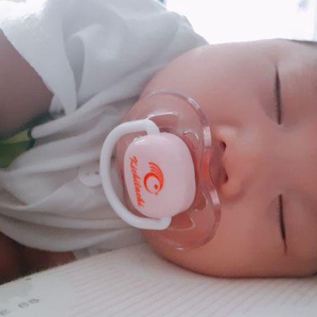 Núm ty giả Silicon Kichilachi giúp bé ngủ ngon cho bé dưới  6m