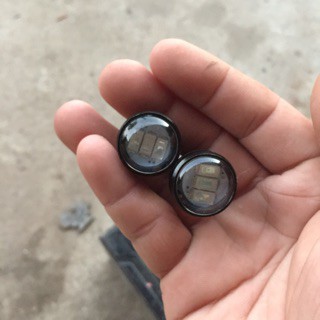 Cặp xi nhan Cúc áo nháy 3 dây mới