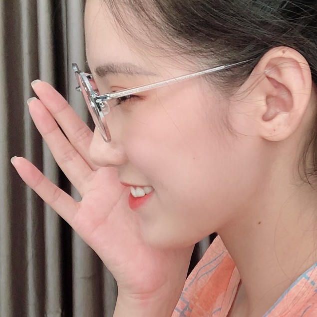 Gọng kính Ovan Titanium Thương Hiệu Ouress 85013B Bền Đẹp Trendy