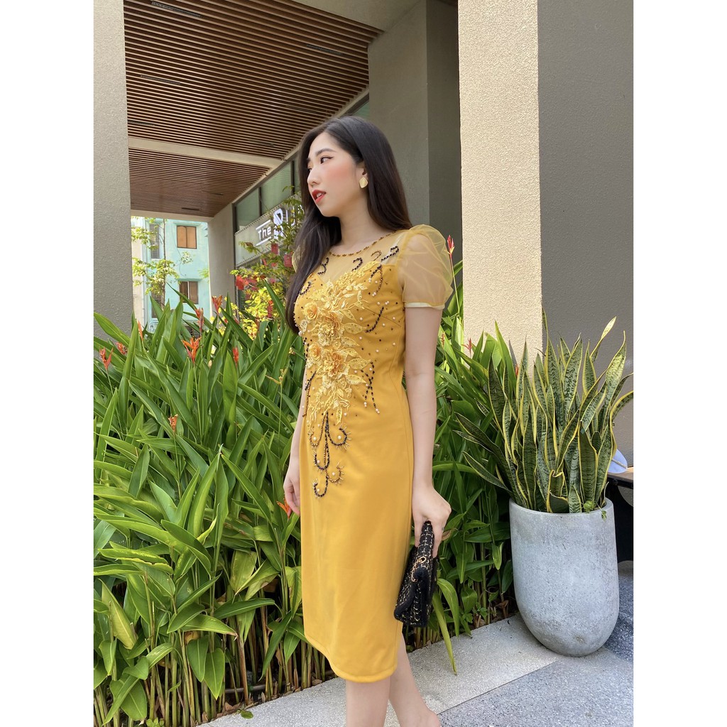 đầm cho mẹ dự tiệc , thiết kế sang trọng phối hoa cao cấp