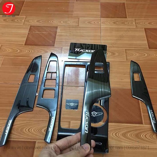 Ốp nội thất Hyundai Tucson 2016 2020 Titan vân xước (9pcs)