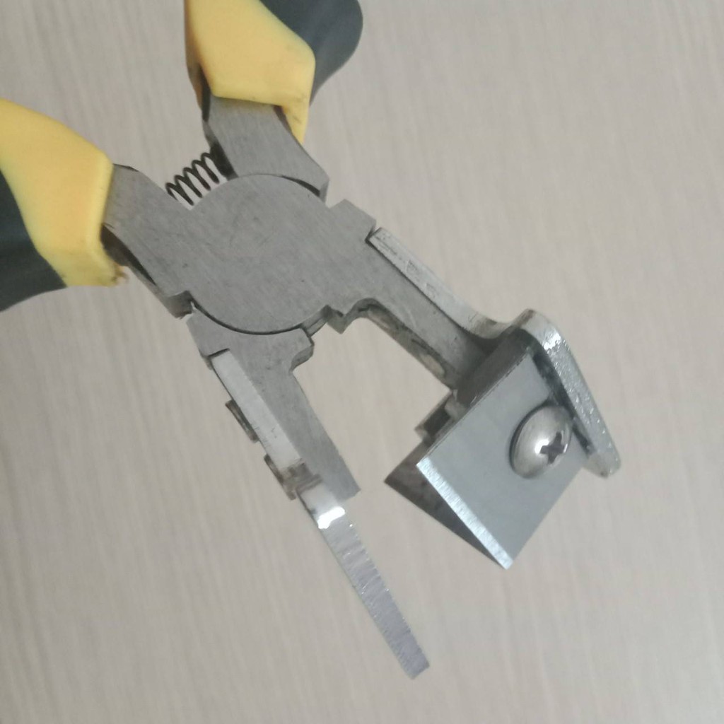 kìm cắt bấm gioăng cao su góc 90 độ tặng kèm 4 lưỡi dao 1 lục giác