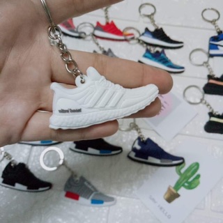 Móc khoá giày sneaker