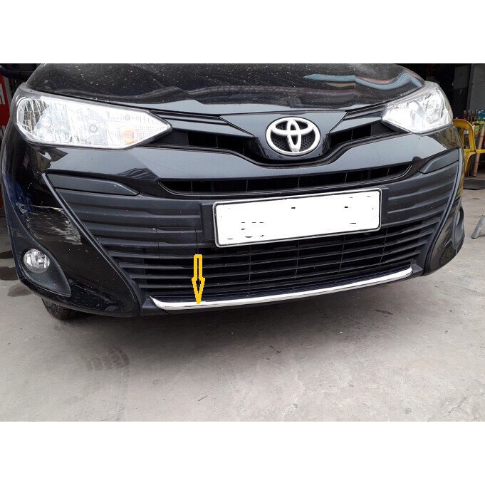 Ốp cản trước Toyota Vios 2020