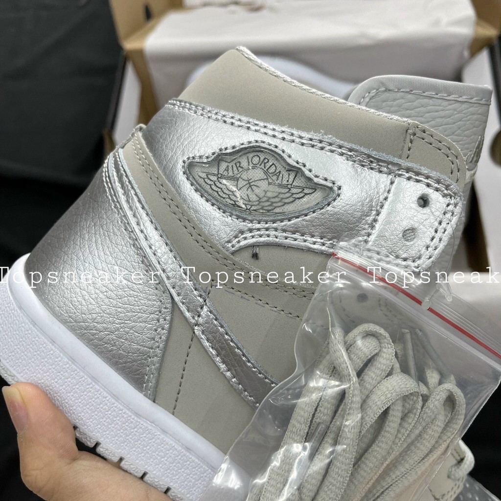 Giày Sneaker Jordan 1 Bạc Bóng