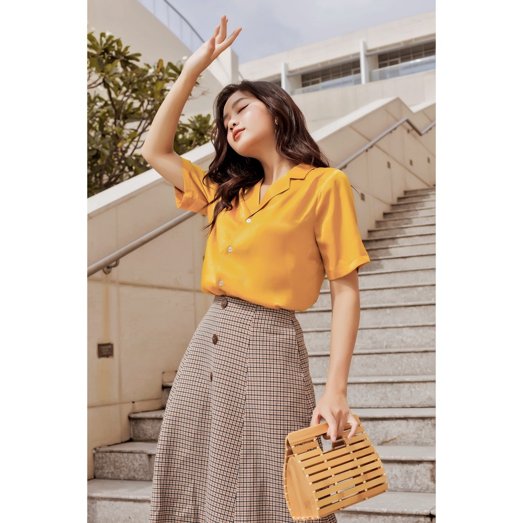 Chân váy dài 3 nút CARO